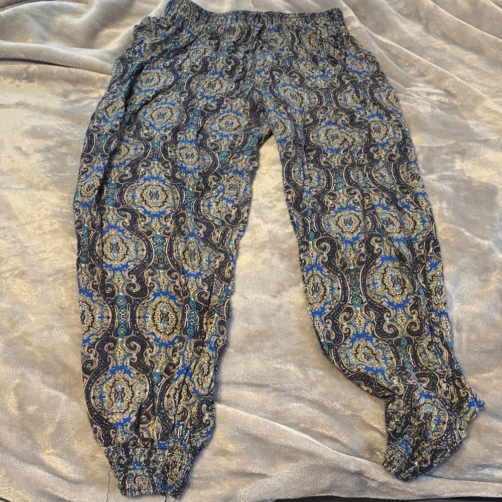Elegant Paisley Women's Pants